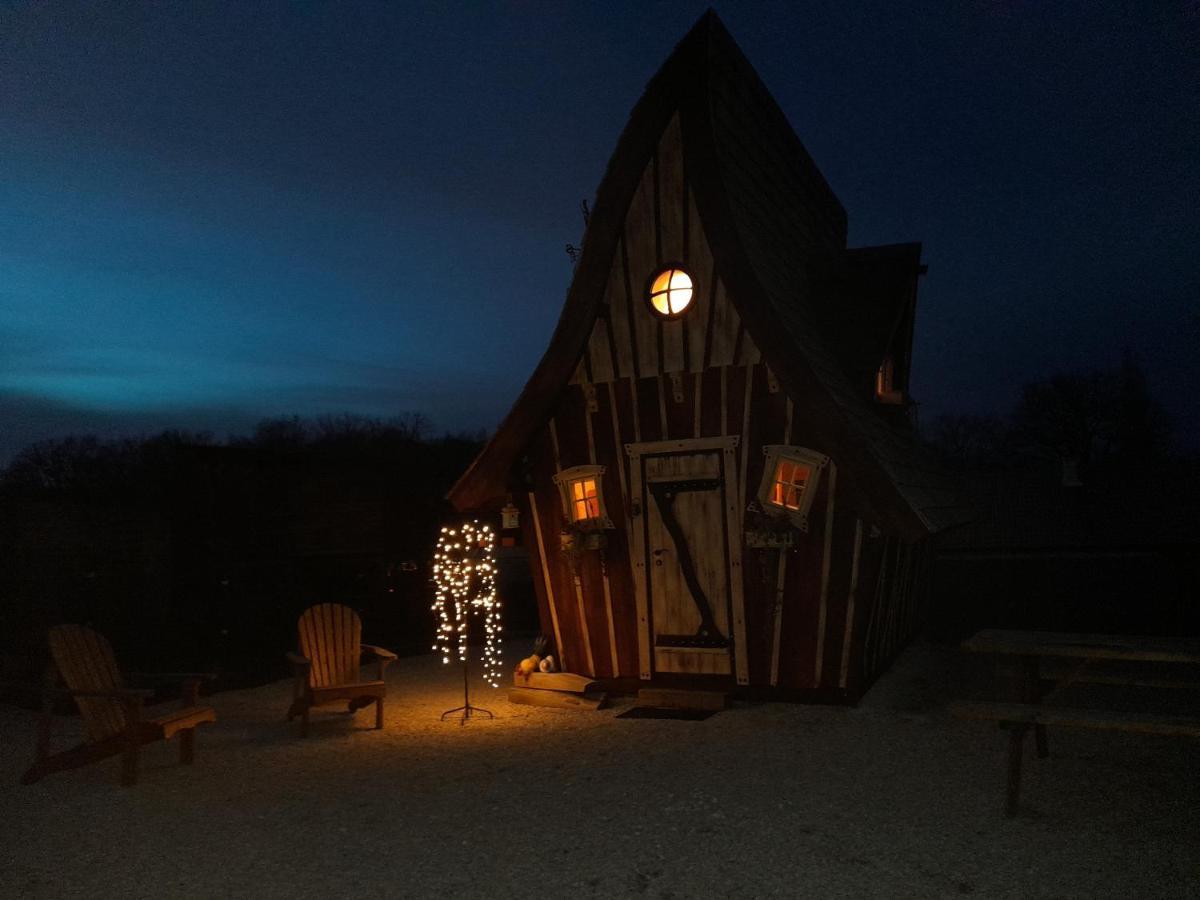 Adorable Chalet Pouligney-Lusans Екстериор снимка